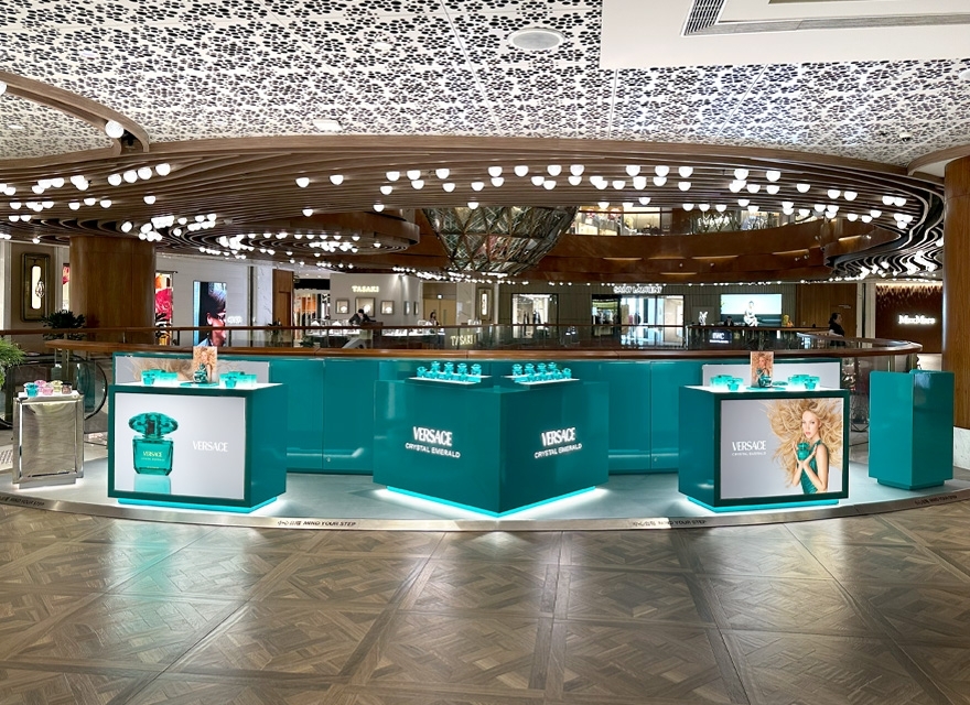 Versace_Crystal_Emerald_-_K11_MUSEA_POP-UP_1 Versace_Crystal_Emerald_-_K11_MUSEA_POP-UP_1